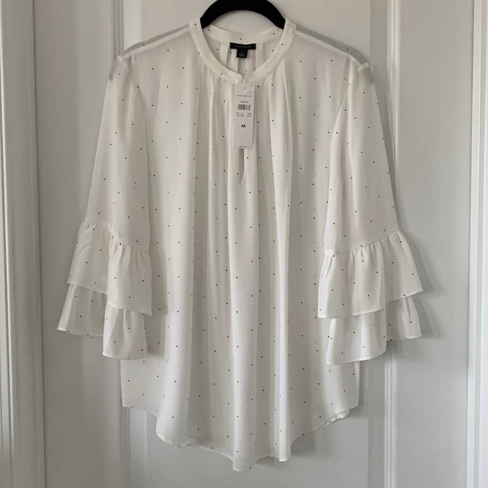 NWT ANN TAYLOR Pleated Detail 3/4 Ruffle Sleeves Polka Dot Print Blouse Size M